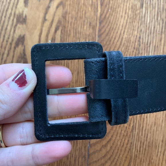 Vintage Chanel Suede Belt - Picture 7 of 10